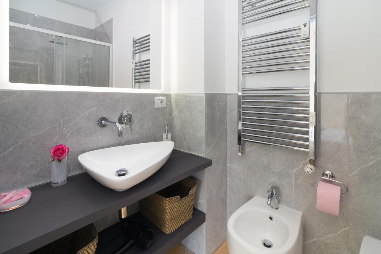 Ferienwohnung Bright Terrace In Milano Exterior foto