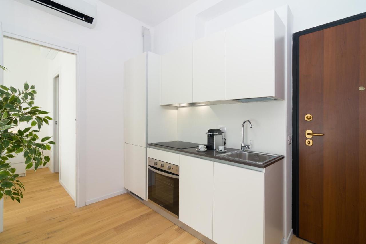Ferienwohnung Bright Terrace In Milano Exterior foto